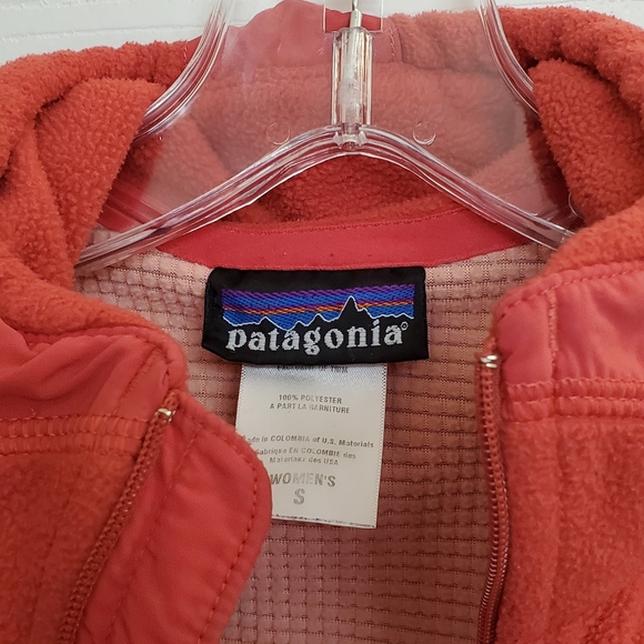 SALE! EUC Patagonia Jacket - Picture 3 of 10